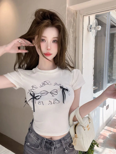 リボンTシャツ